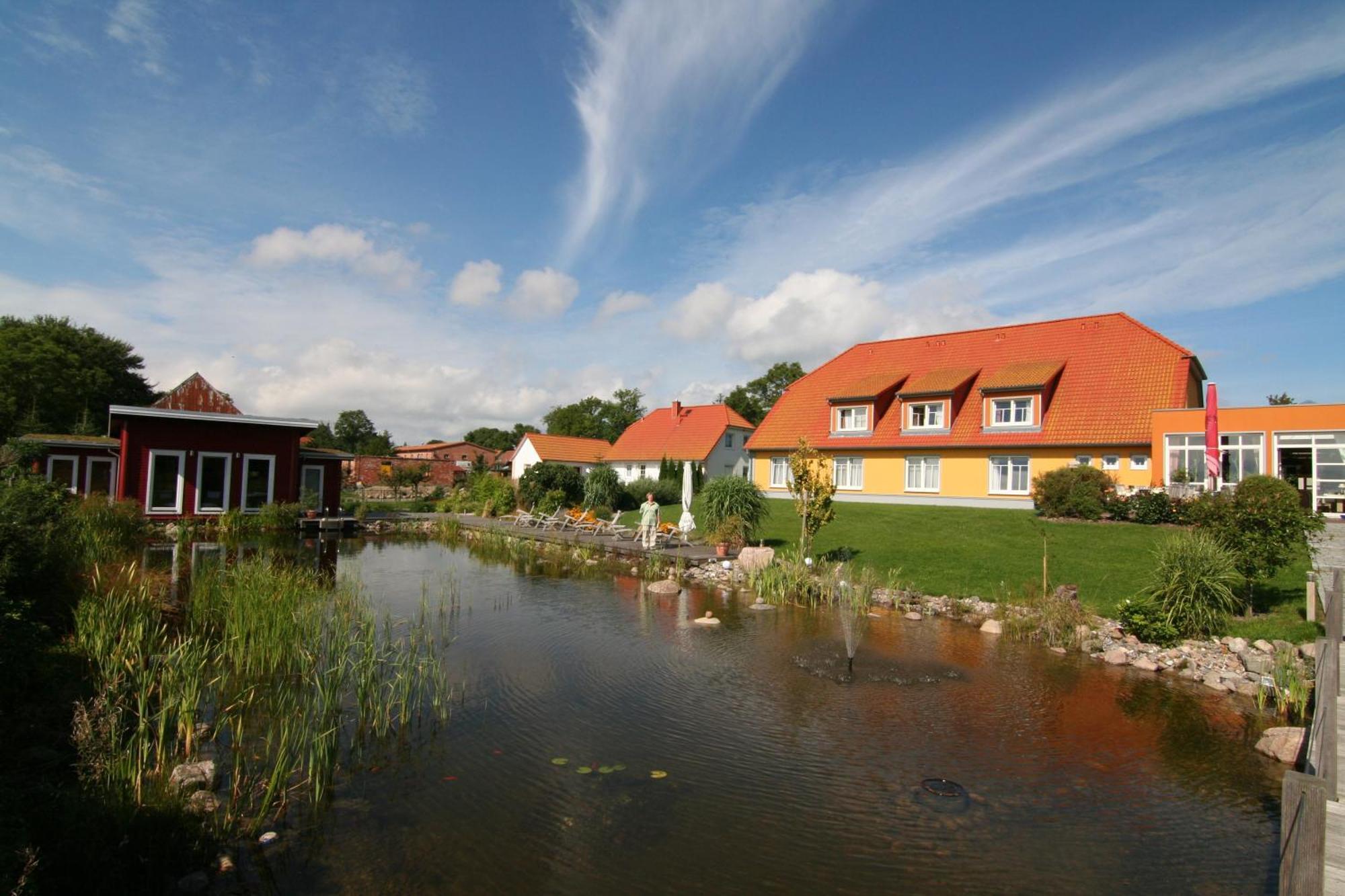 Hotel & Restaurant Zum Kap Arkona Putgarten المظهر الخارجي الصورة